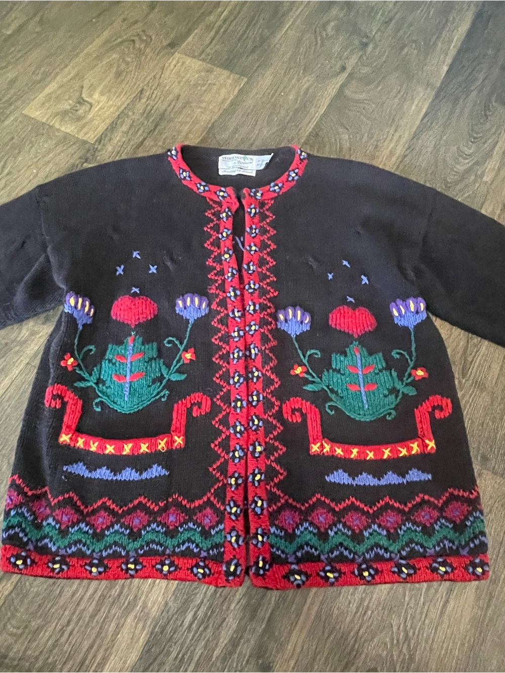 Vintage Woodstock by Bernard Hand Knit Cardigan Floral Sweater Size 40